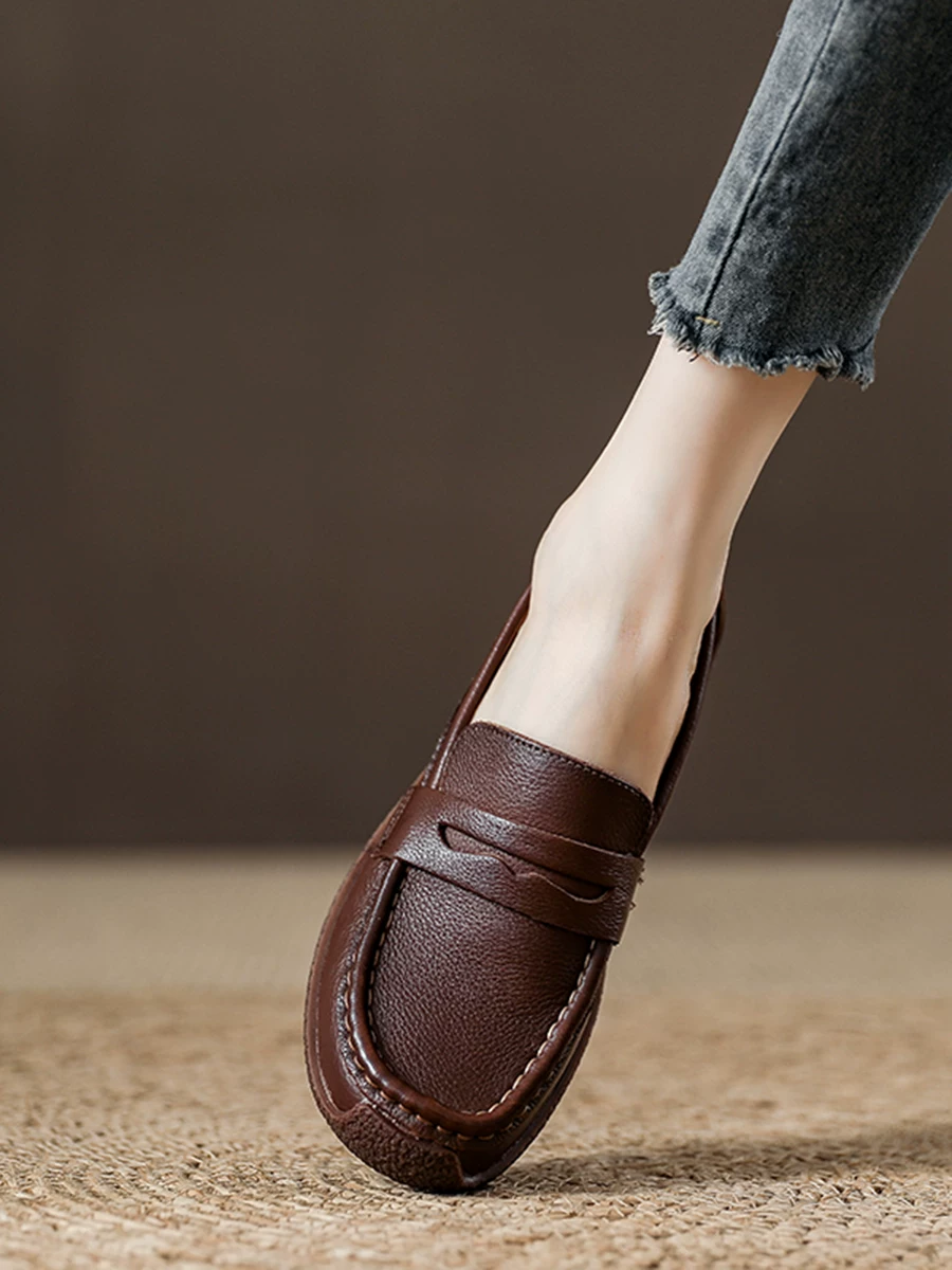 Giày lười da thật phong cách retro dành cho nữ, kiểu dáng đơn giản dễ mang, mẫu mới xuân 2026, đế mềm êm ái.