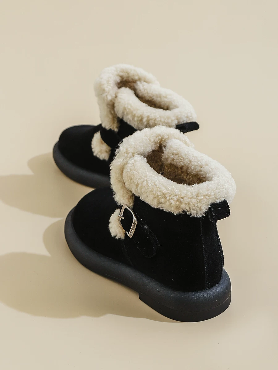 Giày bốt len cừu nữ, kiểu retro da lộn, giày bốt ngắn Birkenstock lót lông cừu, giày bông dày giữ ấm mùa đông 2025 mới.