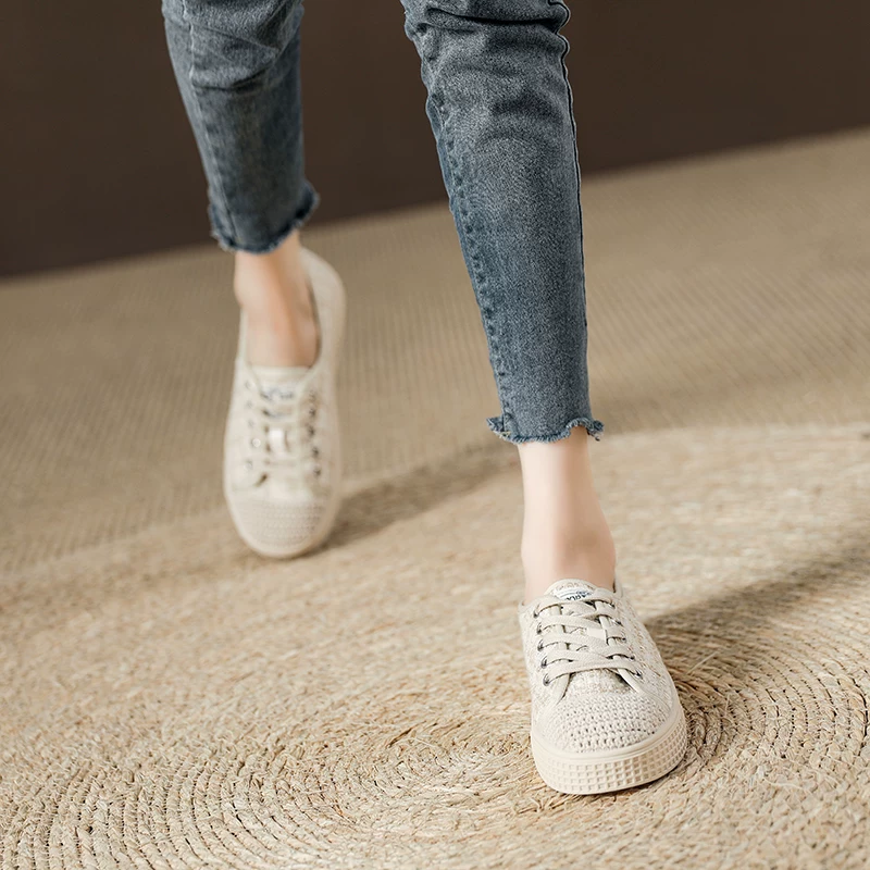 Giày espadrille cói kiểu Chanel dành cho nữ, giày bệt đa năng, giày vải đế thấp thoáng khí mới mùa xuân/hè 2025.