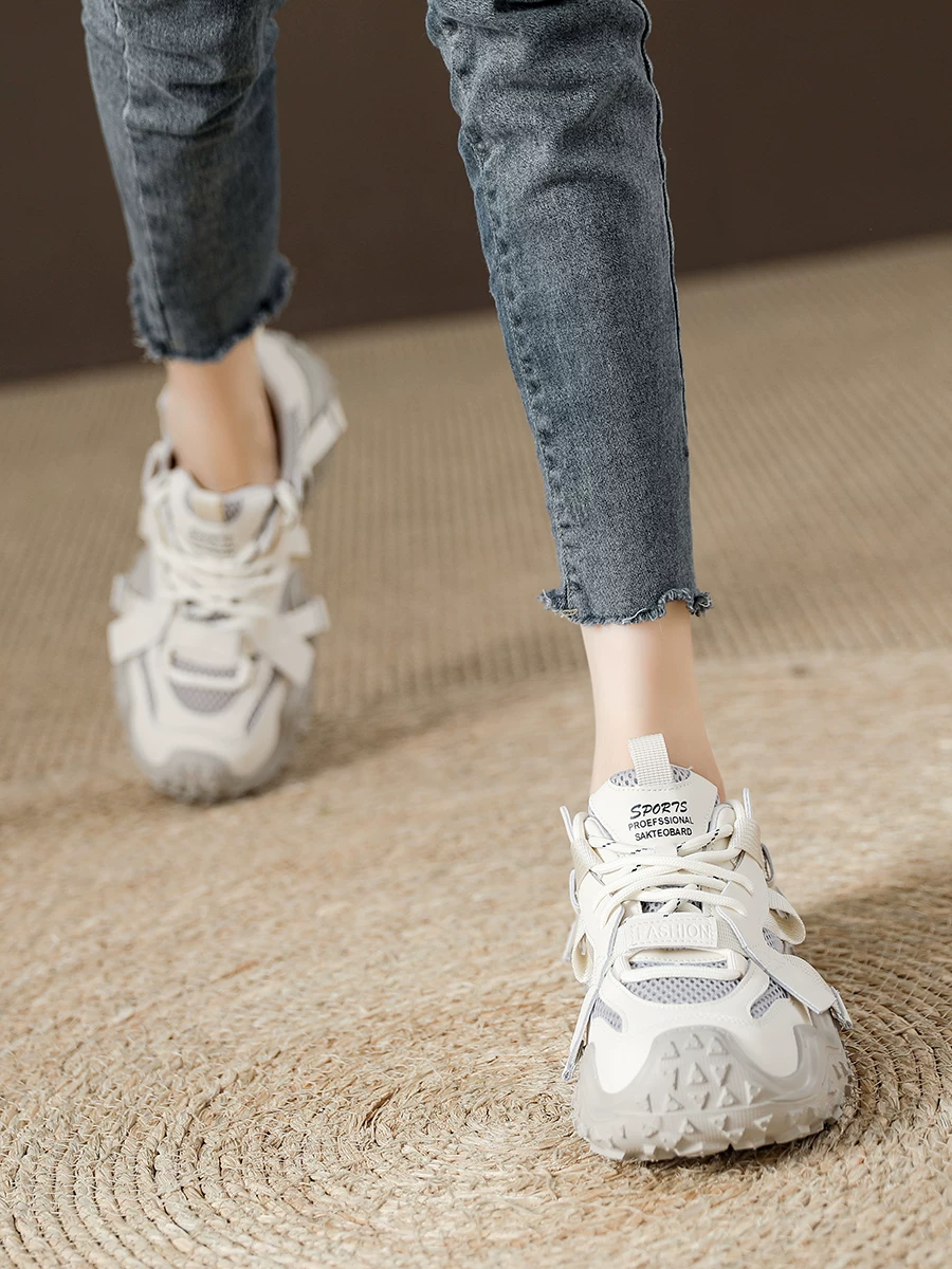 Giày bố retro nữ, giày thể thao đế dày da thật, kiểu mới xuân 2026, giày leo núi lưới thoáng khí nhẹ nhàng