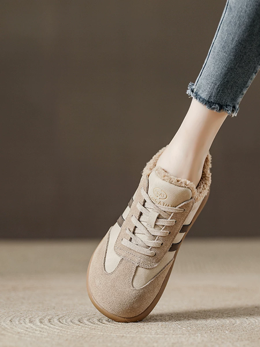 Giày cotton cổ cao dành cho nữ, da thật, phong cách retro, lót lông cừu, giày thể thao kiểu Đức, mẫu mới mùa đông 2024, giày thể thao thường ngày ấm áp lót lông.