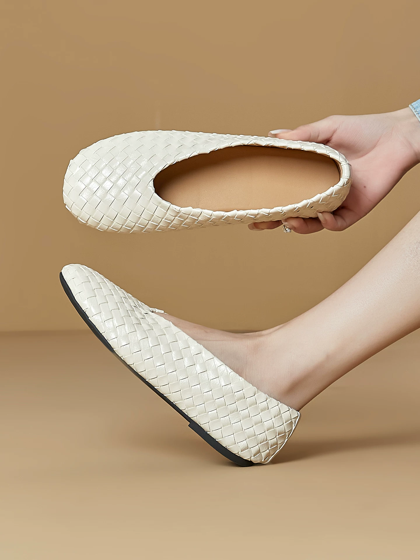 Giày Mary Jane dệt kiểu Pháp lót da cừu dành cho nữ, giày bà ngoại phẳng phong cách retro, giày đơn miệng nông kiểu mới mùa xuân 2026.