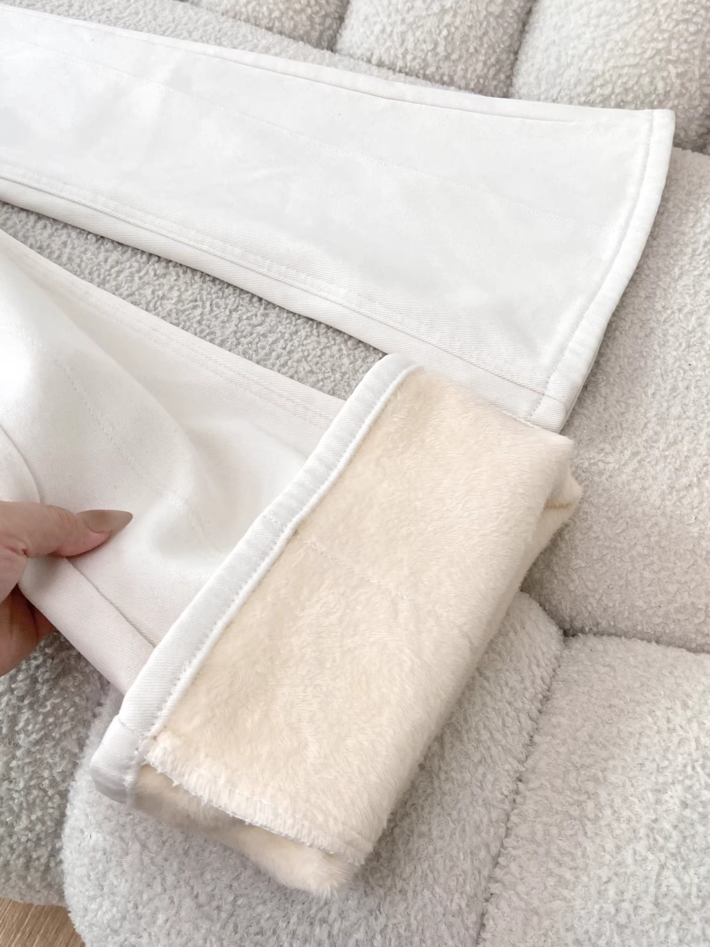 Quần jeans nữ La Chapelle lót lông cừu dày, dáng loe, cao cấp, mùa thu đông 2025, cạp cao, ôm dáng, ống chuông