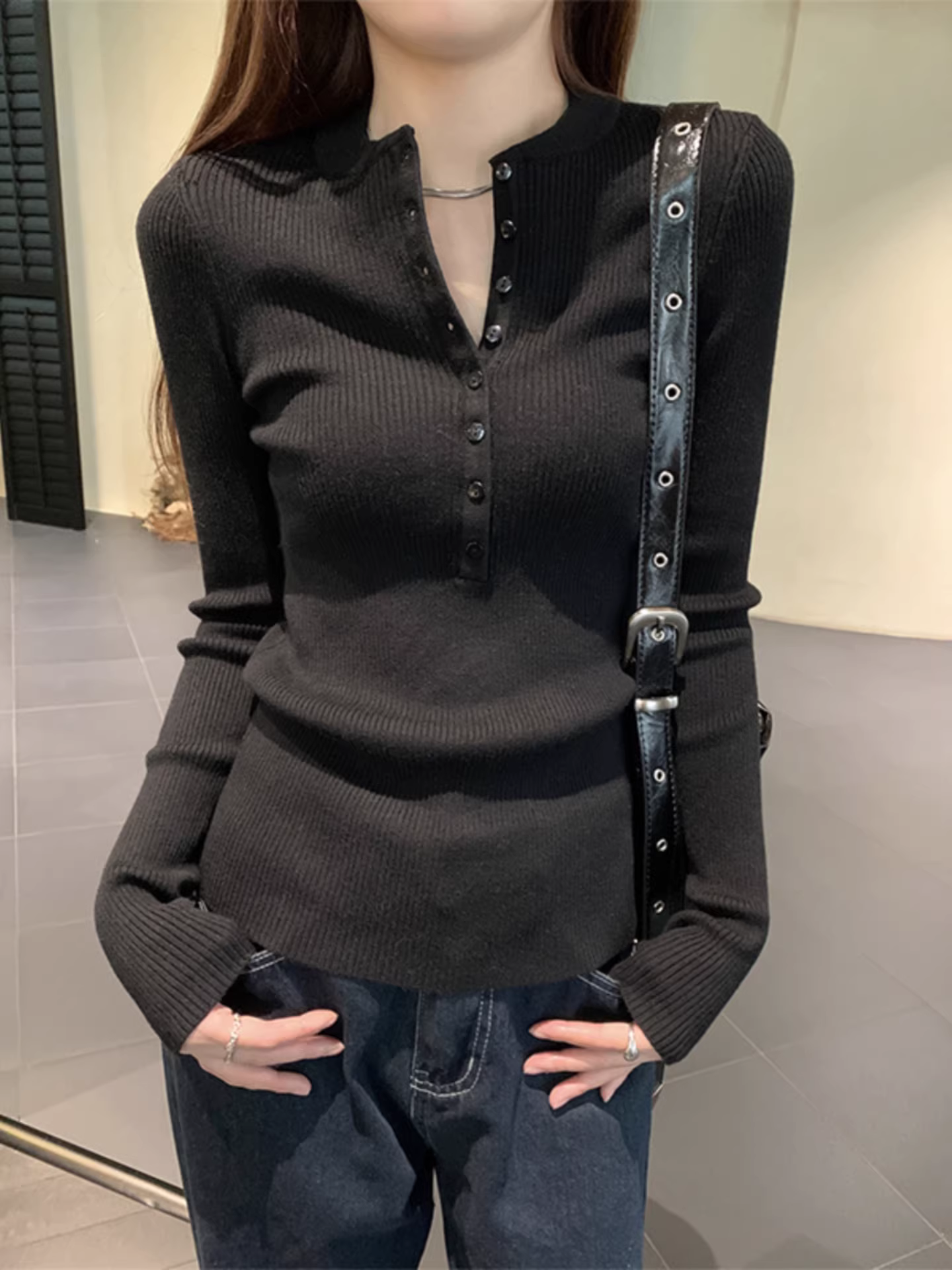 Áo len dệt kim cổ nửa mở La Chapelle dành cho nữ, mẫu mới thu đông 2025, ôm dáng, mặc lót bên trong