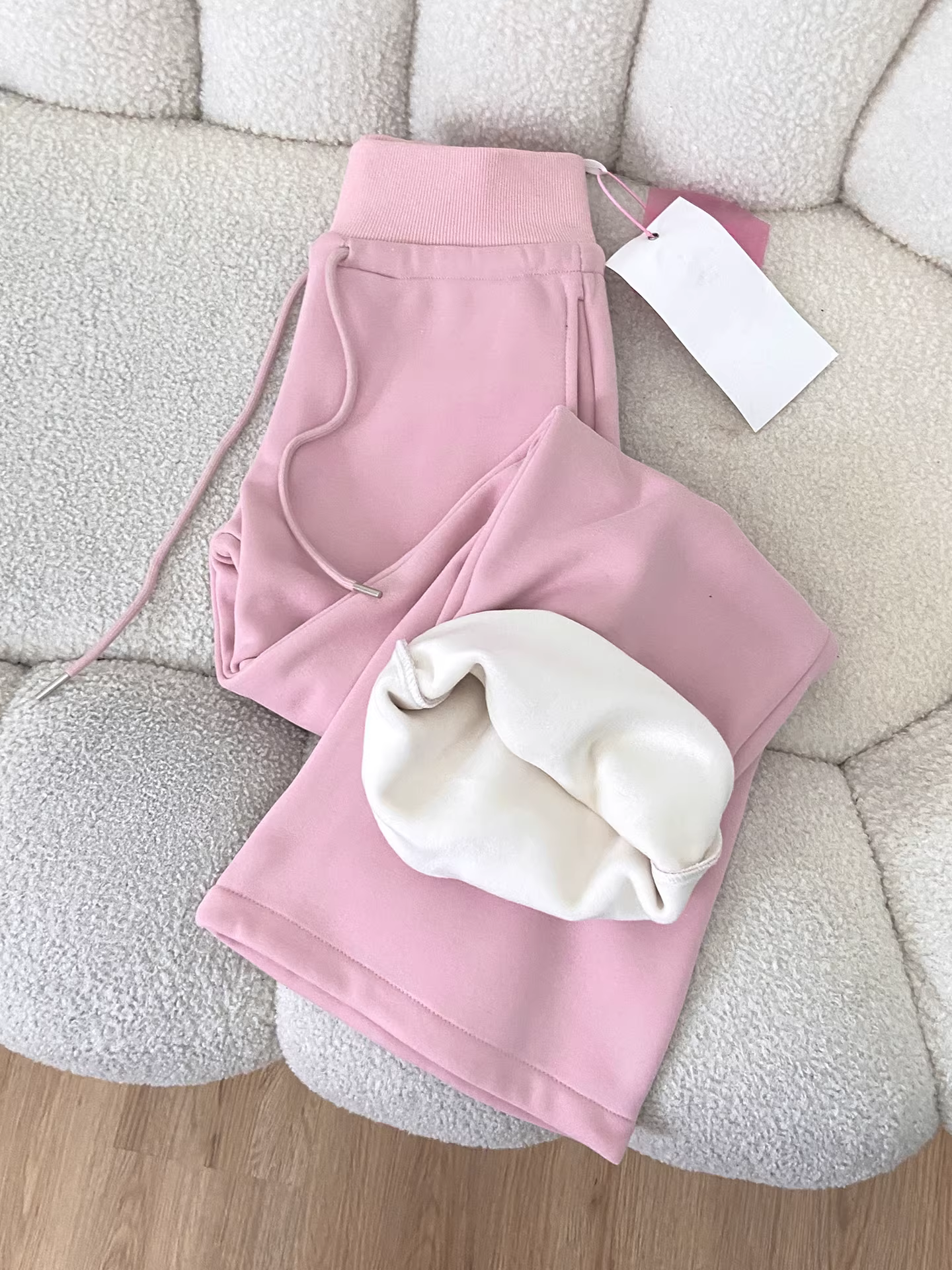 Quần thể thao nữ La Chapelle màu hồng, lót lông cừu dày, dáng loe, kiểu mới thu đông 2025, cạp cao, ống loe