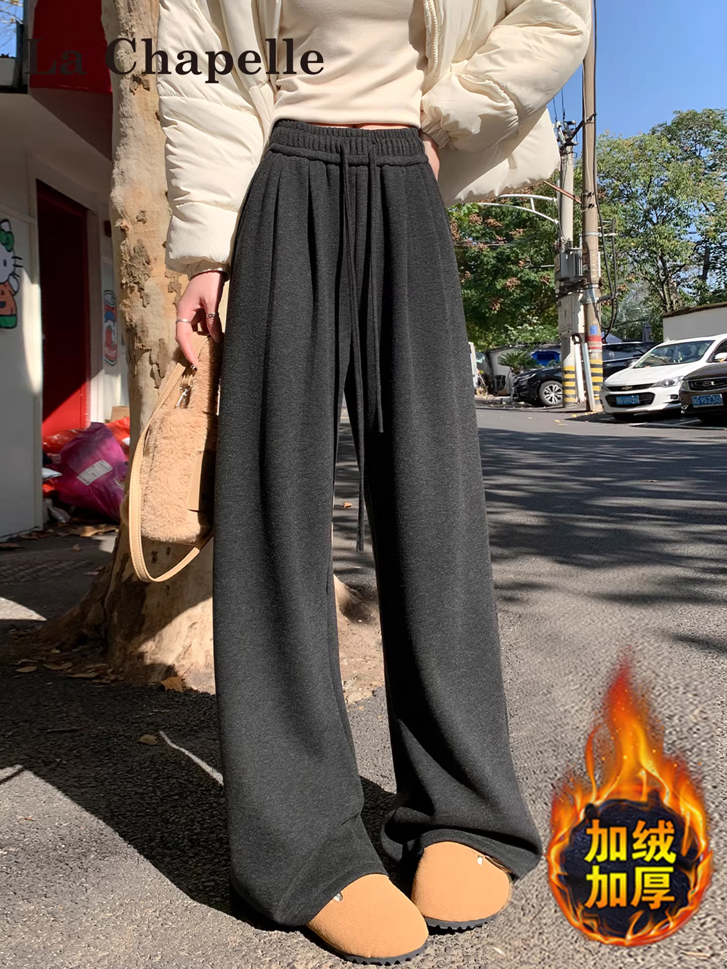 Quần lửng rộng ống rộng lót lông màu xám đậm La Chapelle dành cho nữ, mẫu mới thu đông 2025, cạp cao, chất dày, kiểu dáng xuề xòa, thoải mái.