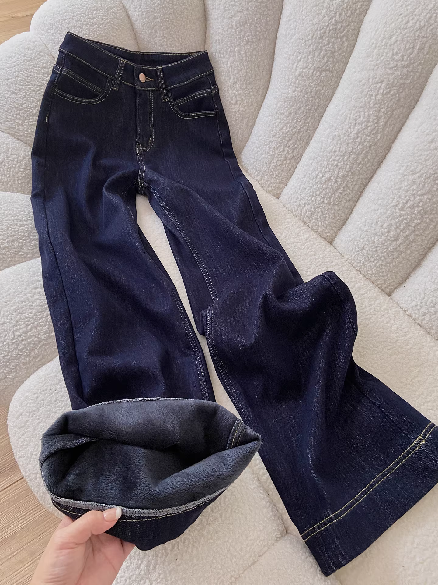 Quần jean ống loe lót lông cừu La Chapelle dành cho nữ, thu đông 2025, kiểu mới dày dặn, cạp cao, tôn dáng, ống chuông