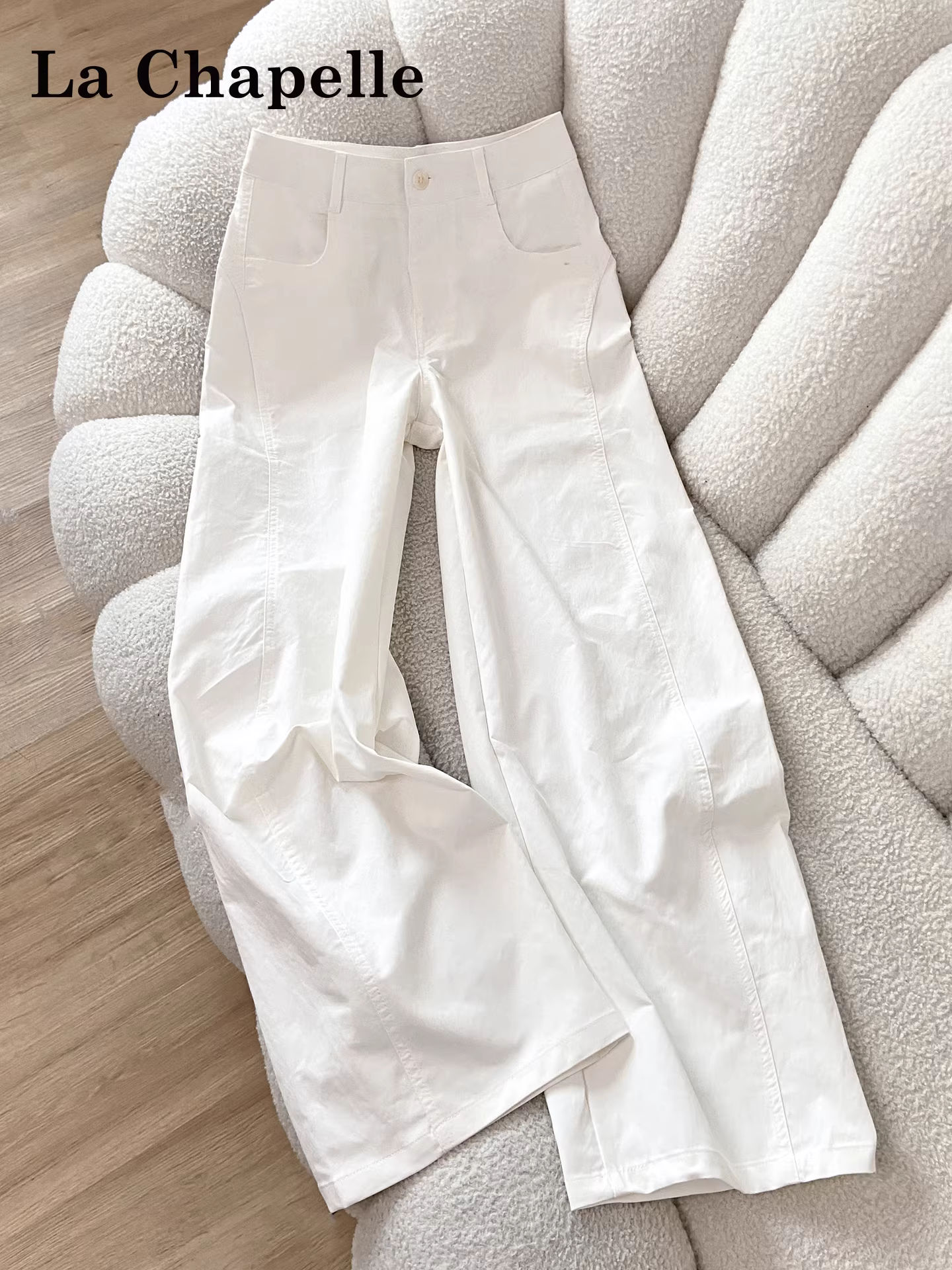 Quần La Chapelle màu trắng, cạp cao, dáng rộng, ống rộng dành cho nữ, mẫu mới thu đông 2025, kiểu dáng nhỏ nhắn, ống đứng, dáng xòe.