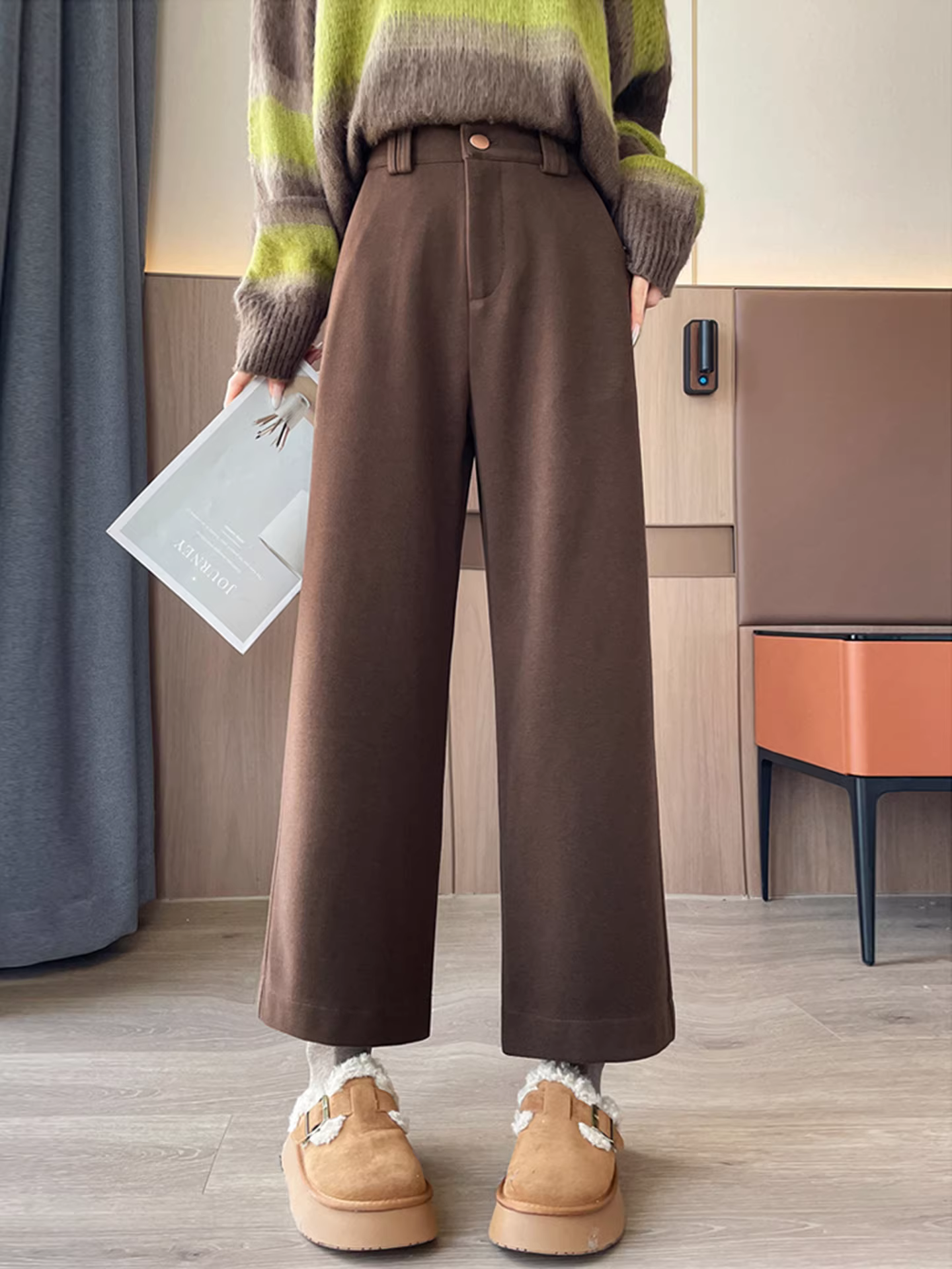 Quần ống rộng lót lông cừu đen La Chapelle dành cho nữ, mẫu mới thu đông 2025, cạp cao, kiểu dáng suông, chất liệu thoải mái