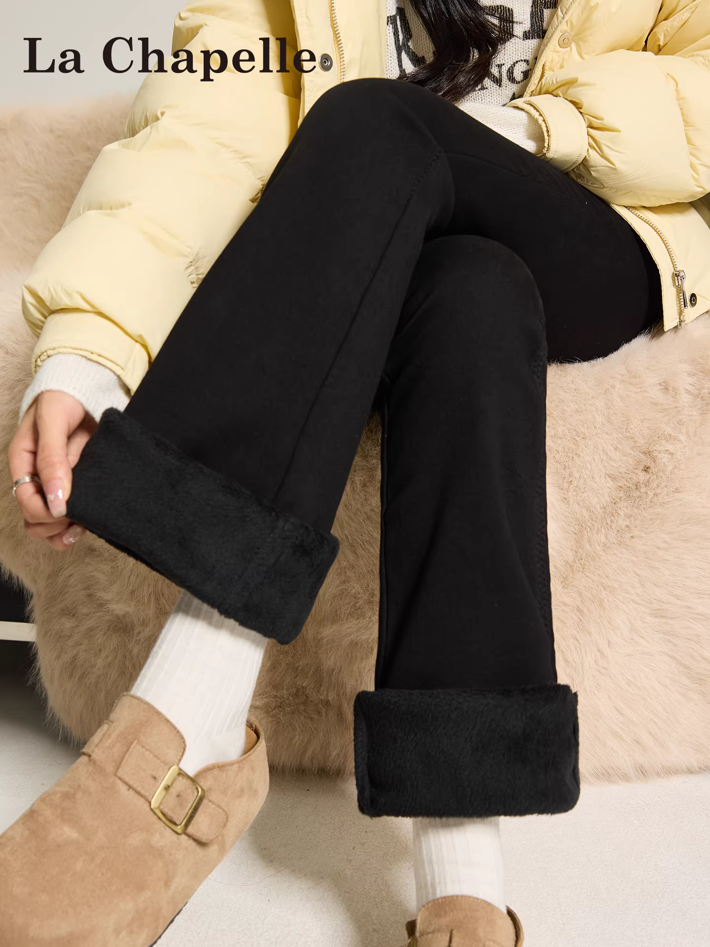 Quần jeans ống loe dày lót lông cừu đen La Chapelle dành cho nữ, kiểu dáng ôm dáng, size nhỏ, mùa thu đông 2025