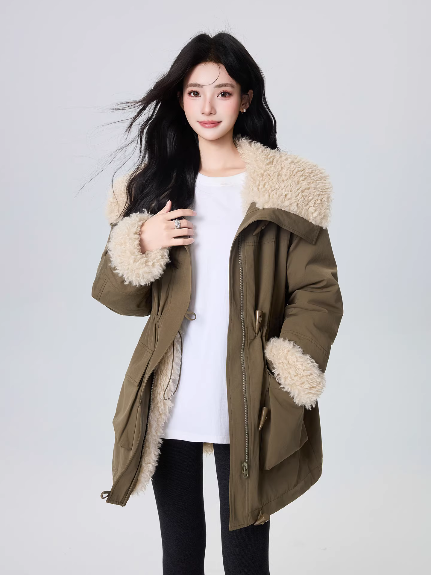 Áo khoác công nhân dáng rộng màu xanh lá cây La Chapelle dành cho nữ, kiểu dáng thu đông 2025 mới, có khuy cài, chất liệu dày dặn, kiểu dáng rộng rãi.