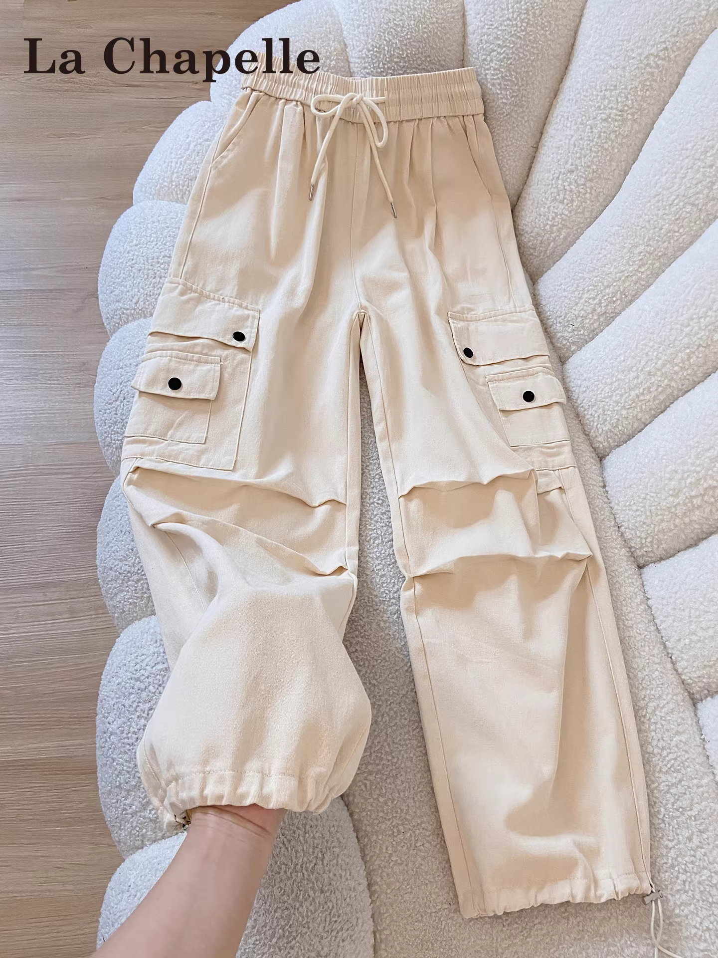 Quần cargo ống rộng kiểu Mỹ La Chapelle màu trắng dành cho nữ, mẫu mới thu đông 2025, cạp cao, dáng thẳng, phong cách thường ngày