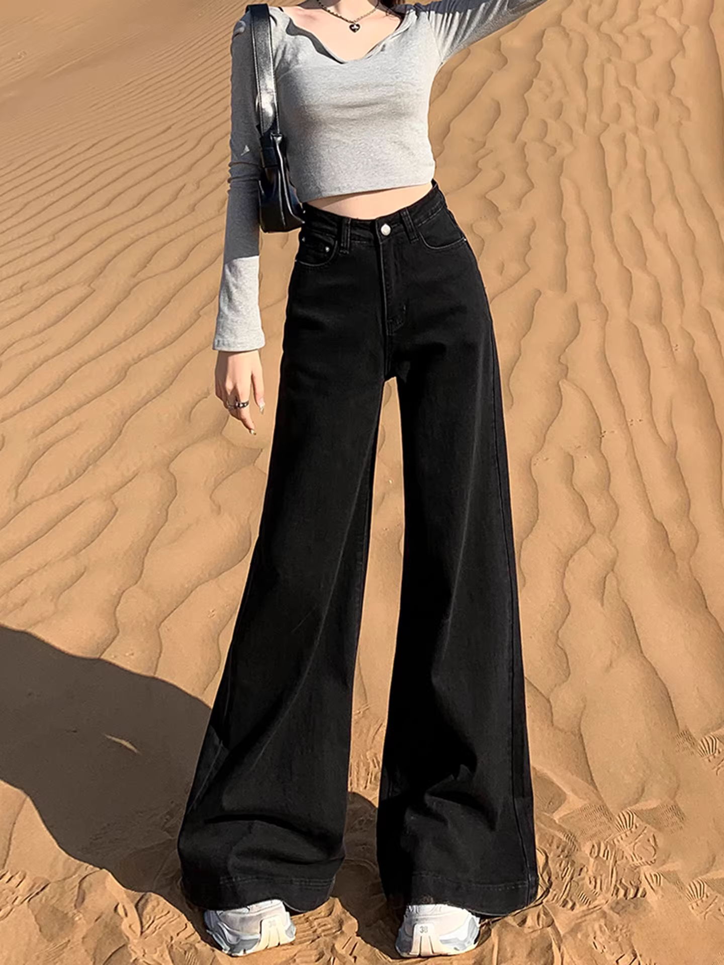 Quần jeans ống loe dày dặn lót lông cừu đen La Chapelle dành cho nữ, mẫu mới thu đông 2025, cạp cao, dáng rộng