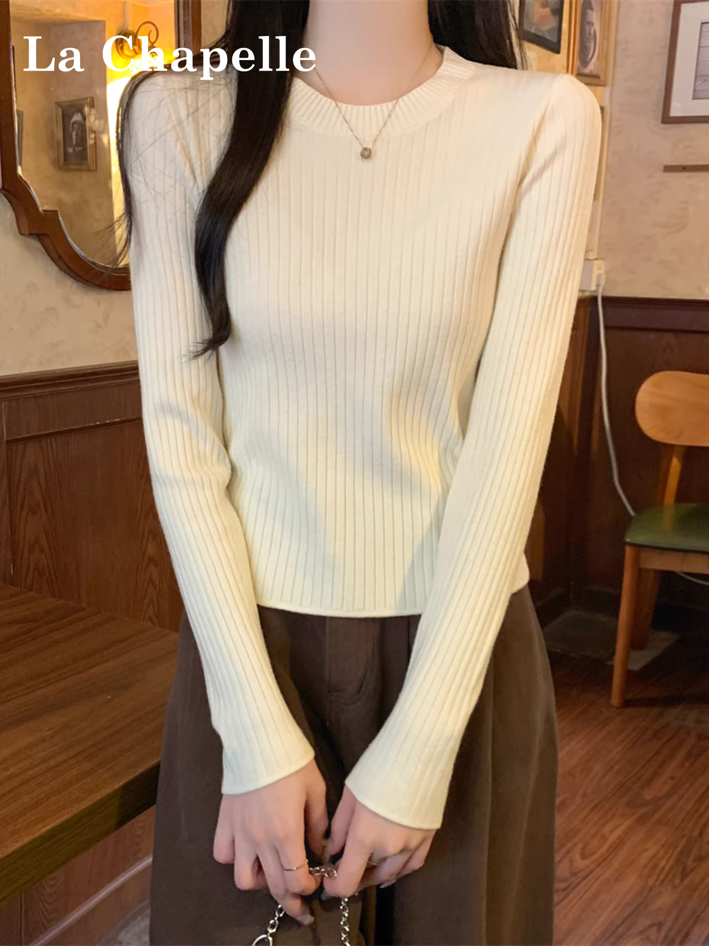 Áo thun nữ cổ tròn tay dài La Chapelle kiểu dáng ôm body, chất liệu dệt kim, mẫu mới thu đông 2025
