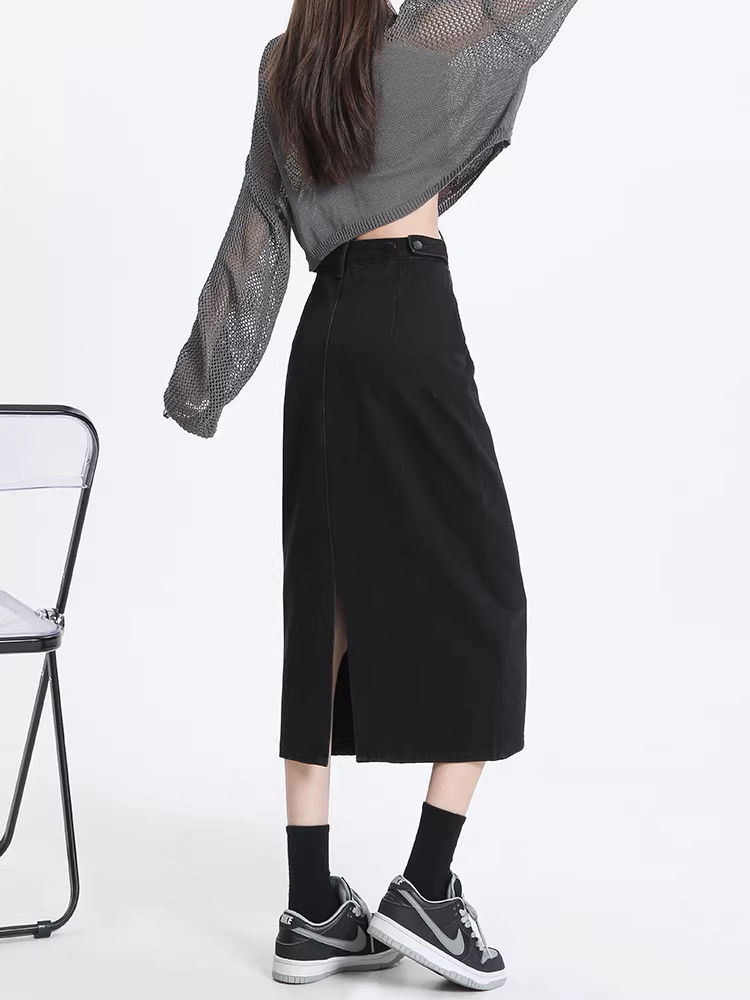 Chân váy denim đen xẻ tà La Chapelle dành cho nữ, mẫu mới xuân thu 2025, kiểu dáng chữ A, lưng cao, dài qua gối.