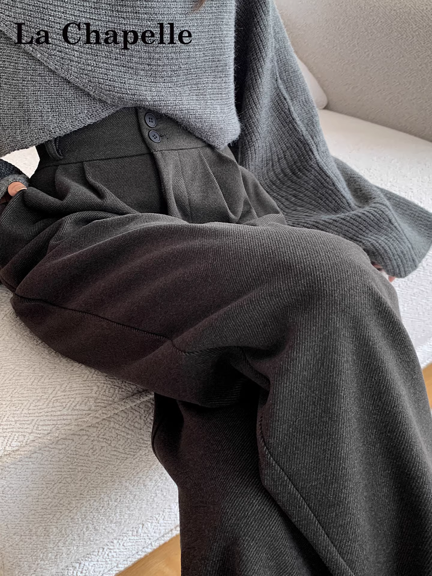 Quần âu nữ La Chapelle màu xám, chất liệu len, dáng rộng, cạp cao, kiểu dáng xuông, mùa thu đông 2025 mới.
