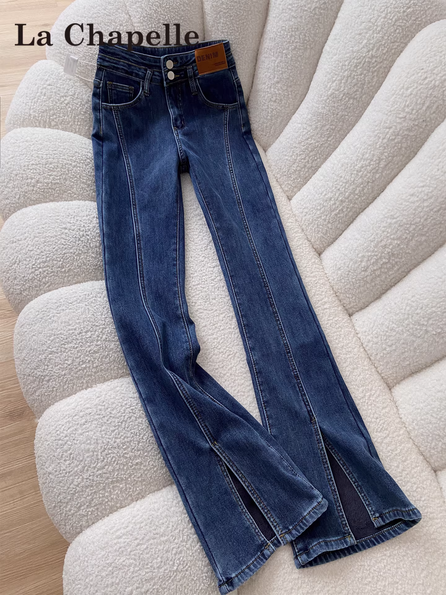 Quần jeans ống loe lót lông cừu La Chapelle dành cho nữ, mẫu mới thu đông 2025, cạp cao, dáng nhỏ nhắn