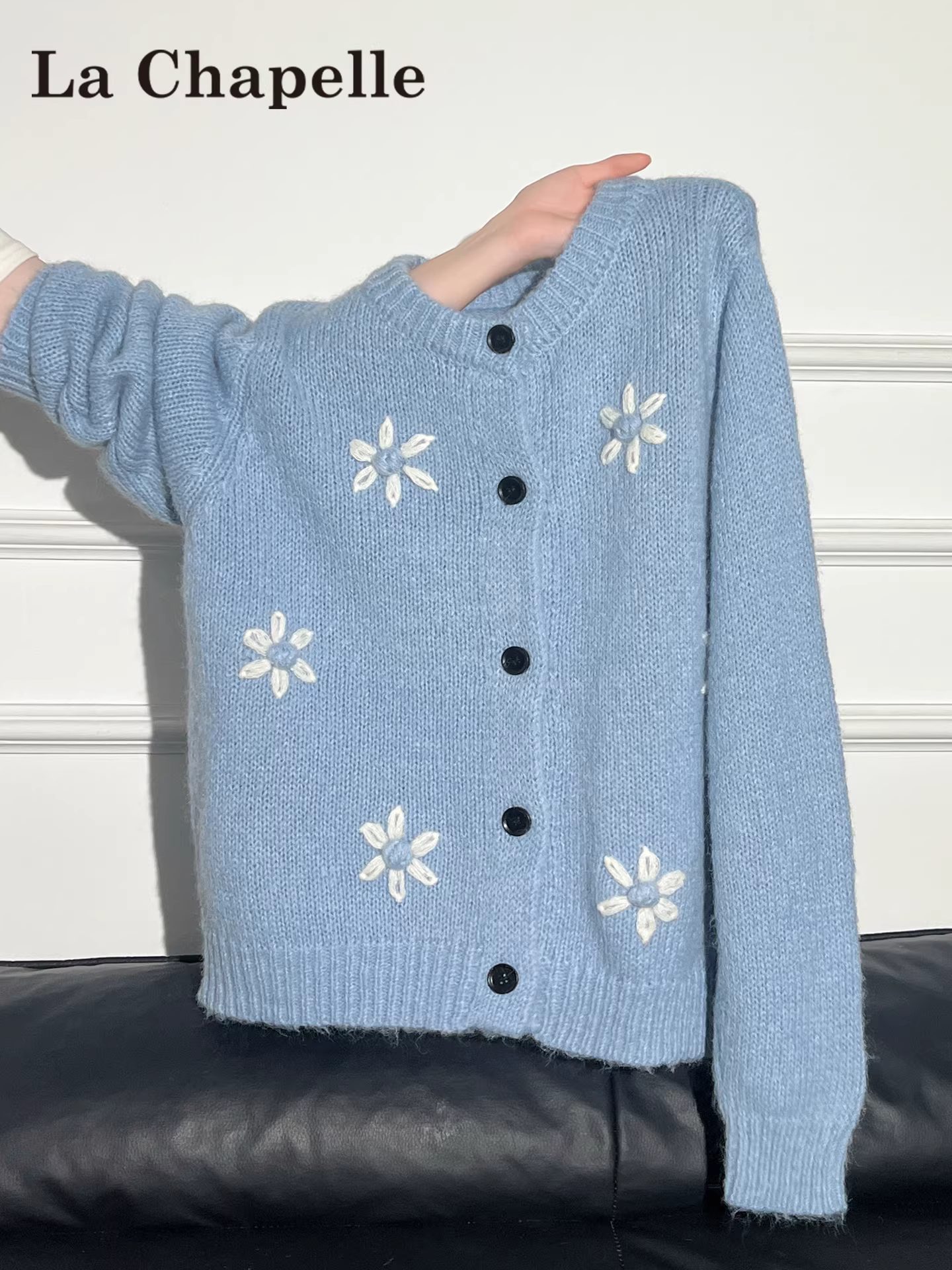 Áo len dệt kim tay dài cổ trụ in họa tiết La Chapelle màu xanh dành cho nữ, mẫu mới thu đông 2025, kiểu dáng rộng rãi