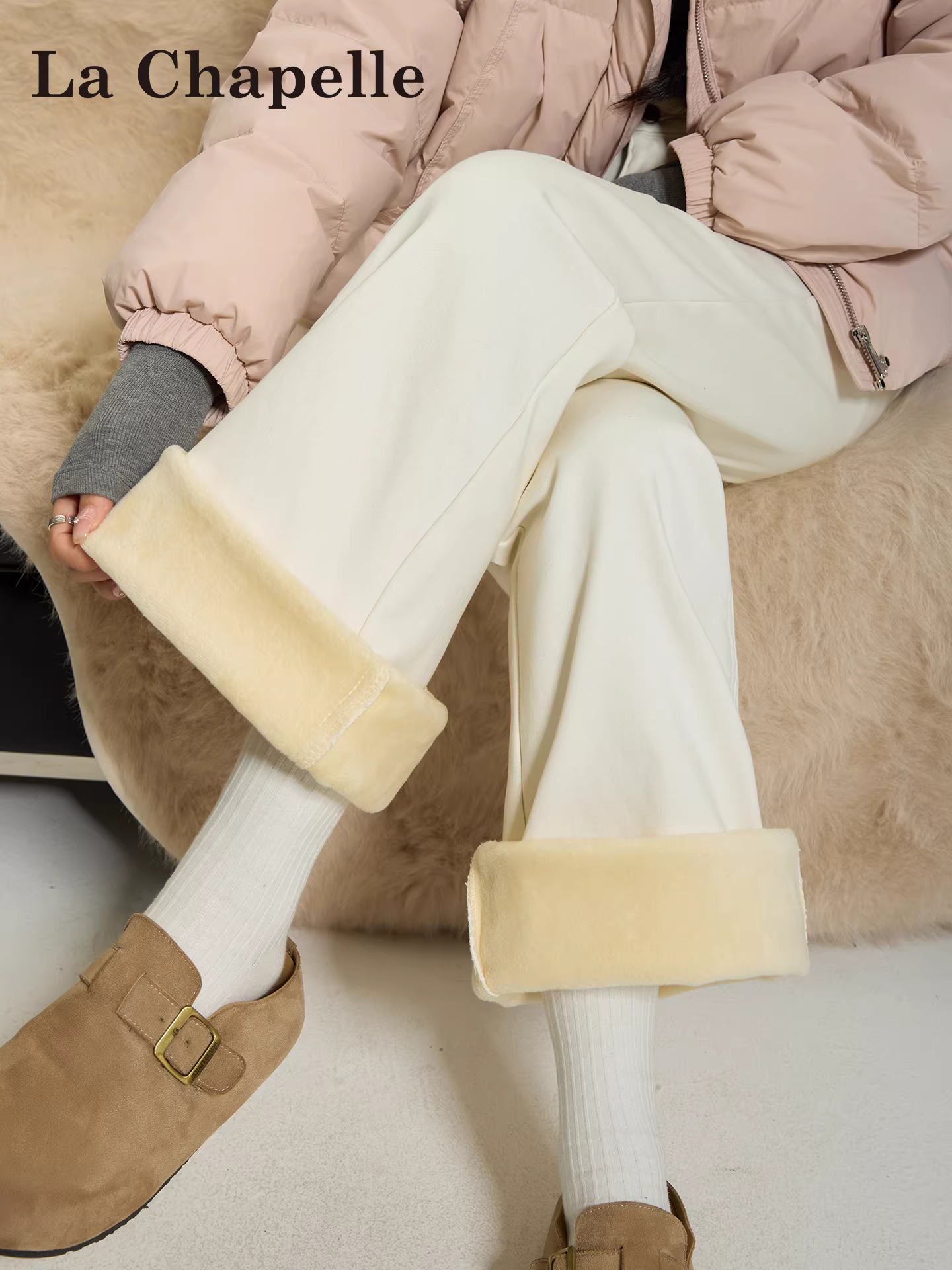 Quần jeans nữ La Chapelle lót lông cừu dày, dáng loe, cao eo, không bó sát, mẫu mới thu đông 2025