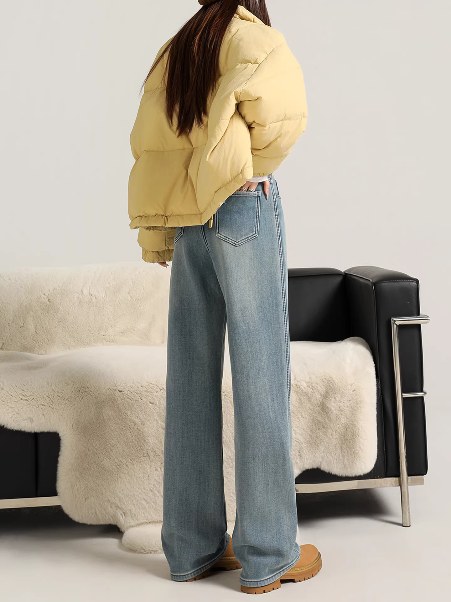 Quần jeans La Chapelle cạp cao ống rộng dành cho nữ, kiểu mới thu đông 2025, quần thẳng lót lông mềm mại dành cho người nhỏ nhắn