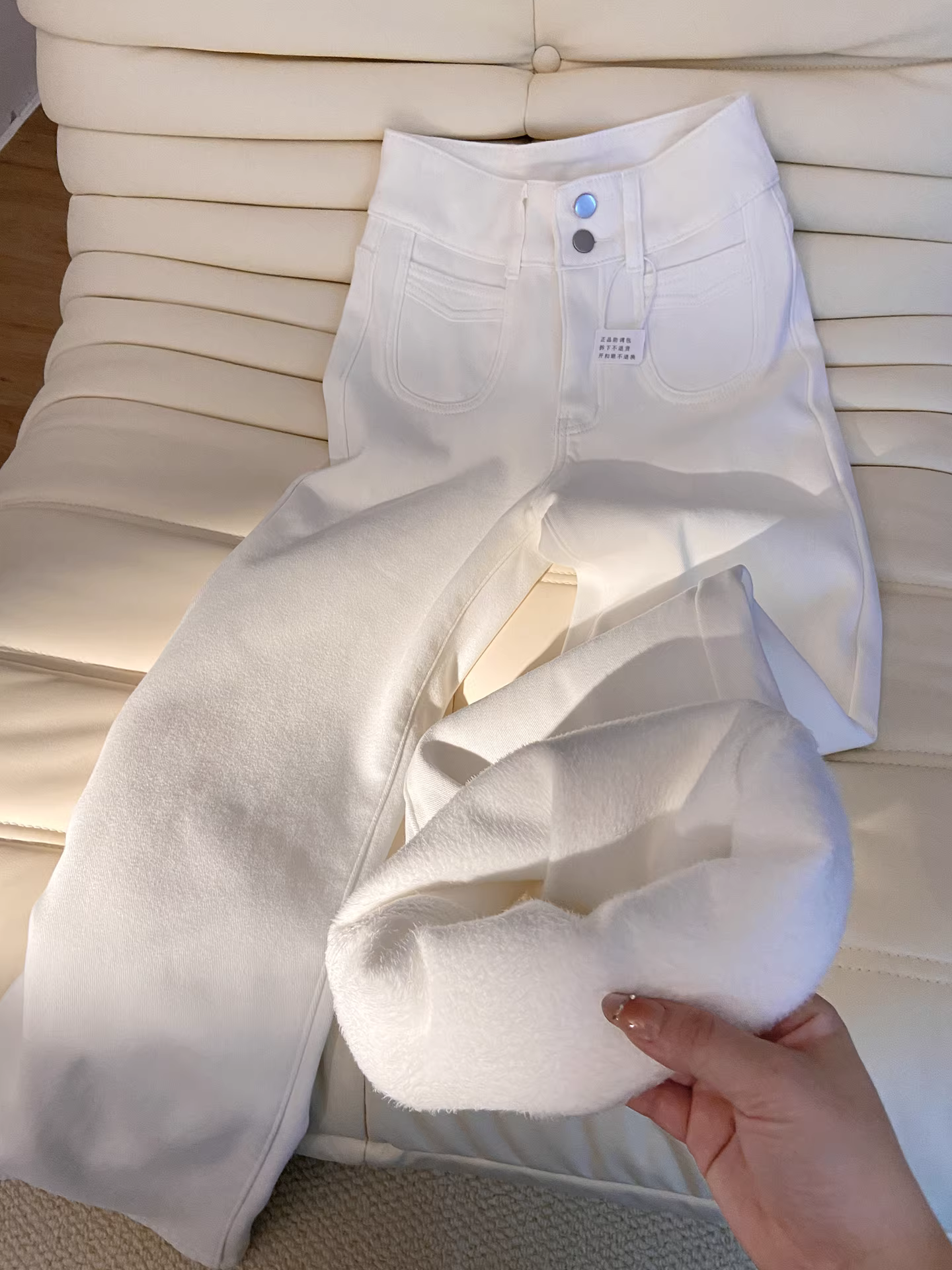 Quần jeans ống loe dày dặn lót lông La Chapelle dành cho nữ, kiểu mới thu đông 2025, quần ống loe dáng nhỏ nhắn.