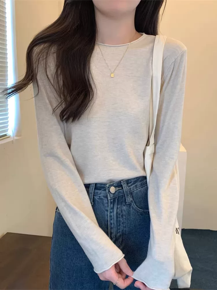 Áo len nữ cổ tròn tay dài La Chapelle thu đông 2025, kiểu dáng rộng rãi, thoải mái, có lớp lót bên trong