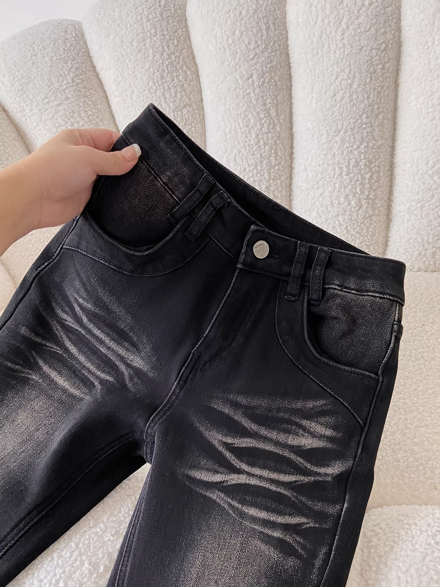 Quần jean nữ La Chapelle lót lông dày kiểu dáng retro, dáng loe, thu đông 2025, ôm dáng tôn vóc dáng