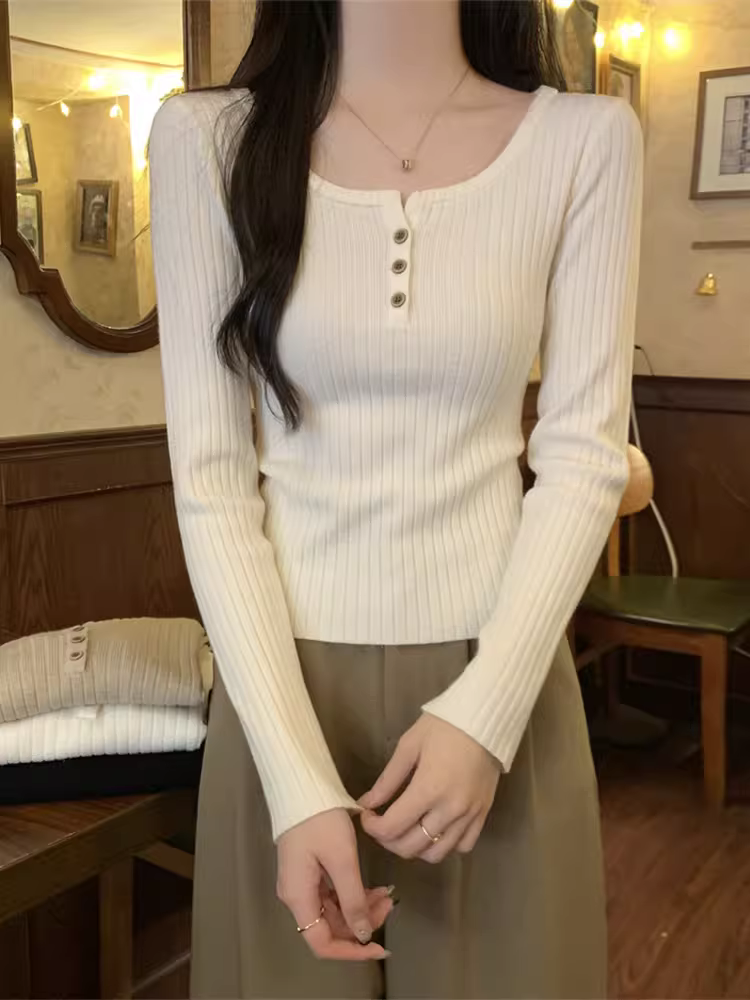 Áo len cổ vuông tay dài La Chapelle dành cho nữ, thiết kế mới thu đông 2025, kiểu ôm sát, áo lót trong.