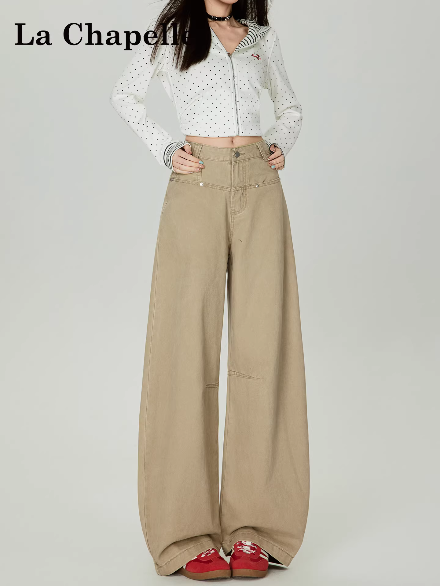 Quần jeans ống rộng dáng scimitar màu kaki La Chapelle dành cho nữ, mẫu mới thu đông 2025, cạp cao, dáng thẳng, size nhỏ nhắn