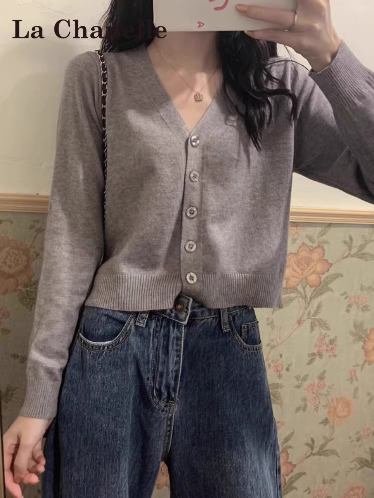 Áo cardigan dệt kim dài tay cổ chữ V La Chapelle dành cho nữ 2025 áo khoác len ngắn dáng rộng mới mùa thu
