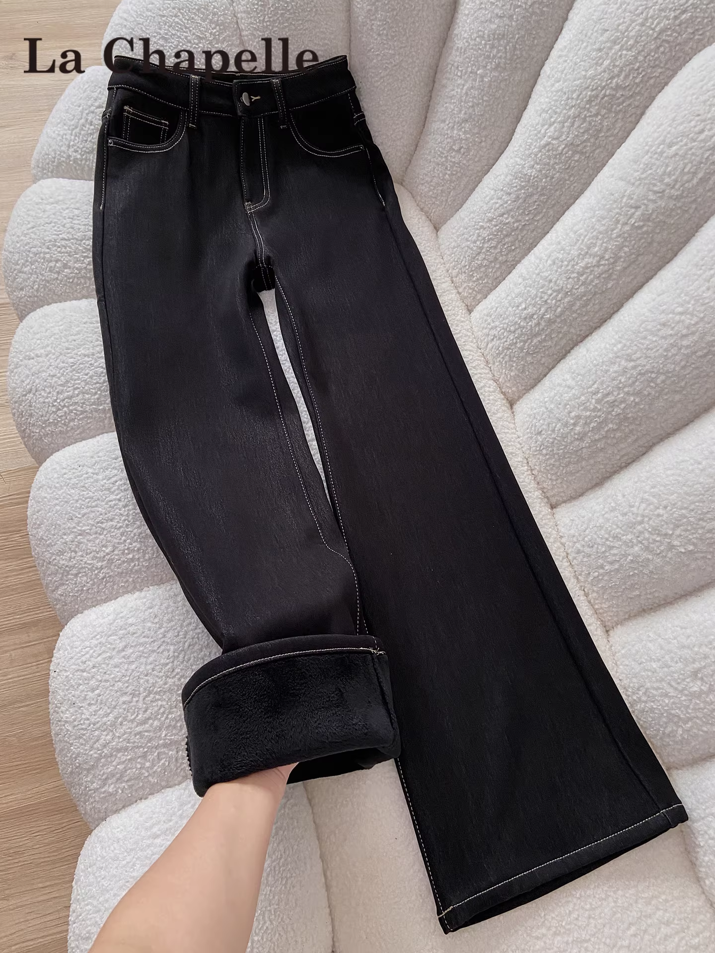 Quần jeans đen La Chapelle dáng loe dày dặn dành cho nữ, mẫu mới thu đông 2025, lót lông, cạp cao, ống chuông