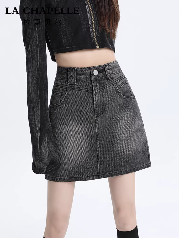 Váy ngắn denim lưng cao La Chapelle dành cho nữ, kiểu mới hè 2025, váy chữ A chống lộ dành cho các cô gái nhỏ nhắn.