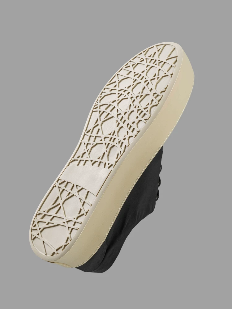 Giày thể thao nam cổ thấp Maple Leaf, giày vải nam đa năng mới, giày thường ngày thoáng khí hợp thời trang, giày đa năng, phong cách Hàn Quốc.