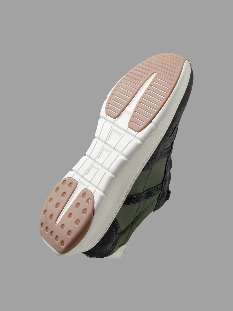 Giày Nam Maple Leaf Thu Đông Giày Thể Thao Thông Thường Giày Nam 2025 Mẫu Mới Giày Bố Đế Dày Tăng Chiều Cao Giày Thời Trang Ngoài Trời Thoáng Khí