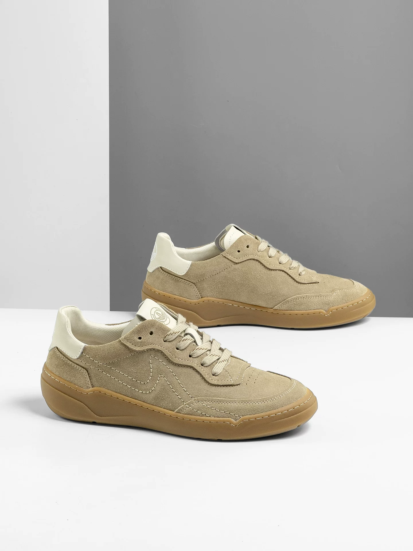 Giày Nam Maple Leaf Giày Sneaker Nam Phong Cách Retro 2025 Mẫu Mới Mùa Đông Giày Thường Ngày Thời Trang Nam Thoáng Khí Đa Năng Giày Công Sở