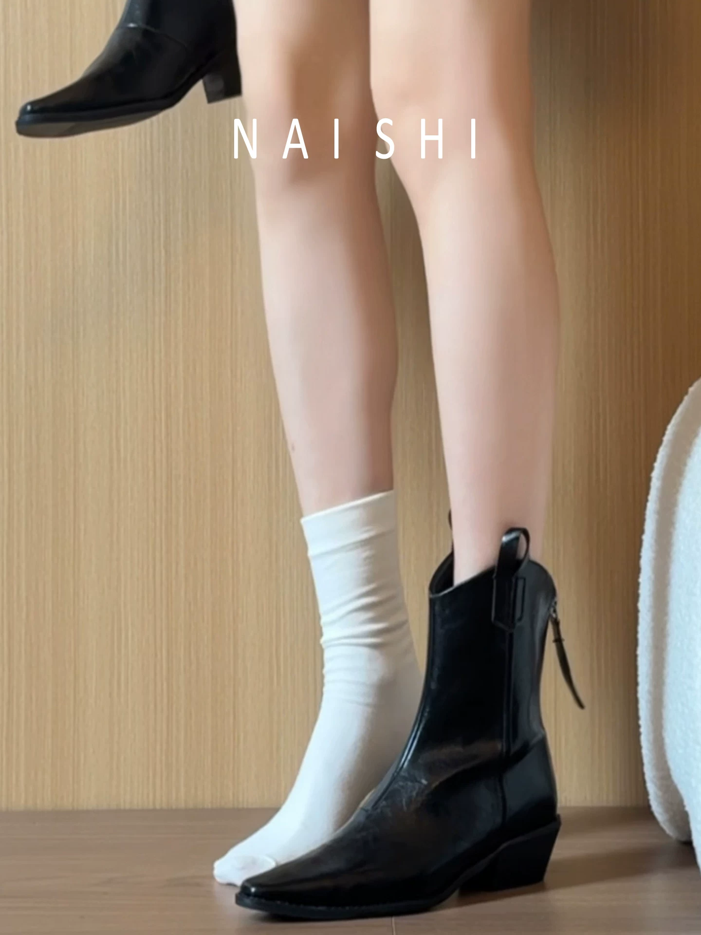 Phiên bản da cừu! Giày cao bồi kiểu miền Tây cổ điển dành cho nữ với khóa kéo phía sau, kiểu dáng V, giày cưỡi ngựa, giày cao gót đế xuồng đa năng, mũi nhọn, cổ ngắn.