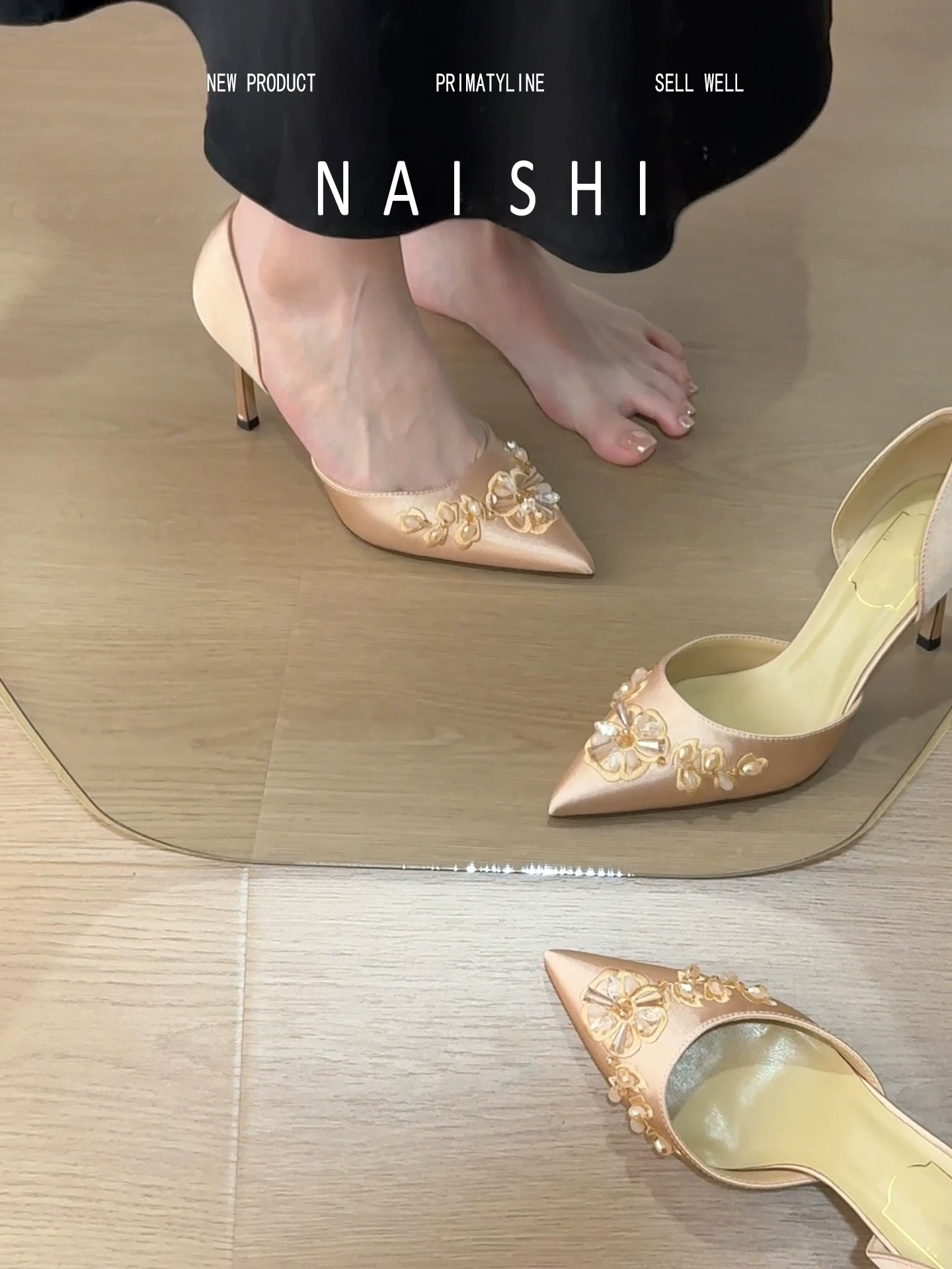 Phiên bản da cừu! Giày cao gót mũi nhọn dành cho nữ, giày khoét lỗ đính đá pha lê dễ mang, phối cùng đầm, giày cưới màu vàng nhạt.