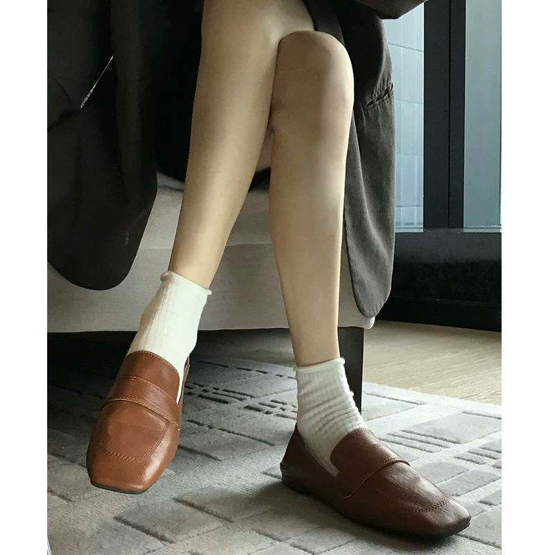 Phiên bản da cừu! Giày da nhỏ màu nâu cổ điển Nhật Bản dành cho nữ, giày lười kiểu Anh mũi vuông, giày đế bằng đa năng.