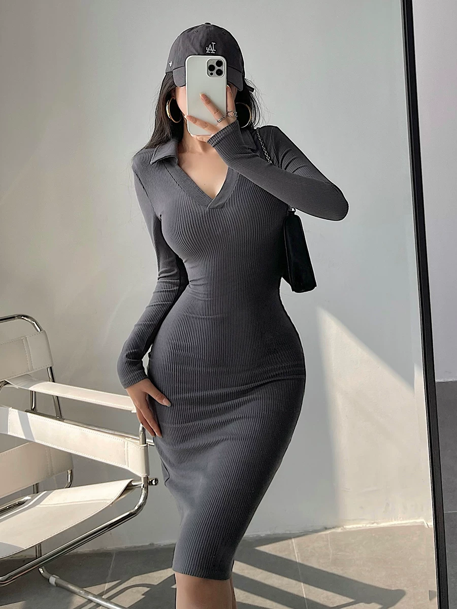 YoungGirlDay váy ôm sát dài tay, cổ chữ V sâu, co giãn, ôm sát cơ thể, gợi cảm