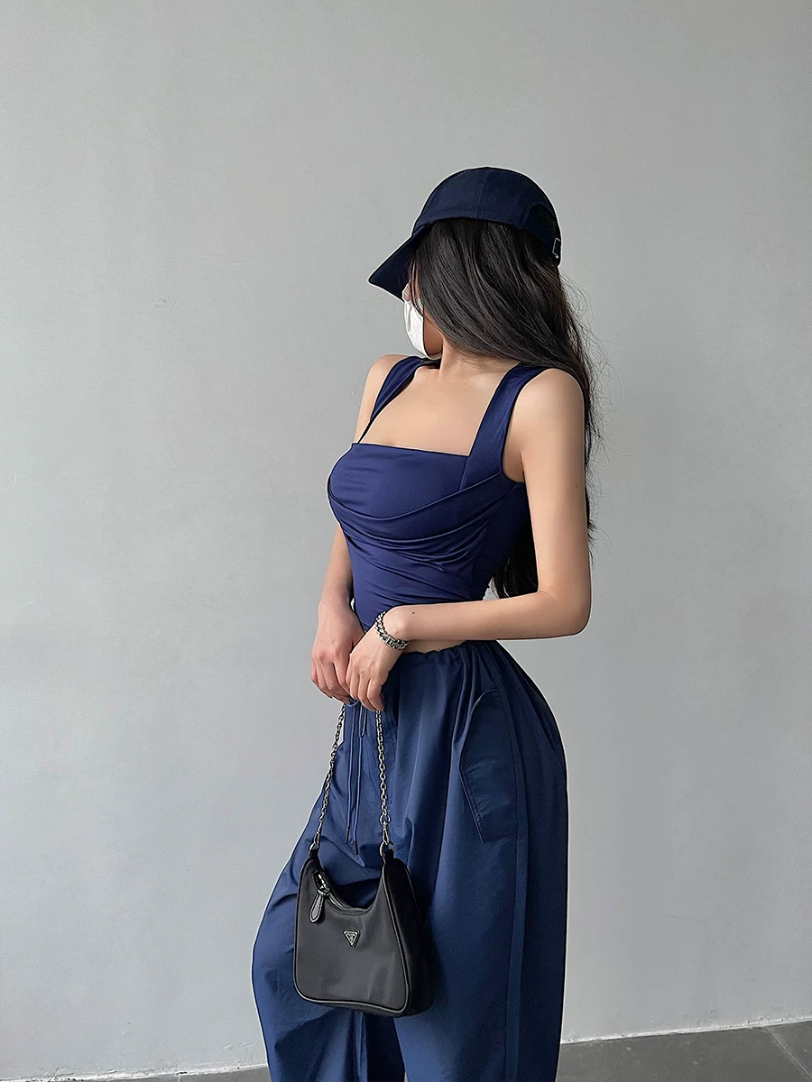 YoungGirlDay Áo crop top không tay cổ vuông khoét sâu gợi cảm phong cách Âu Mỹ kiểu dáng ôm sát.