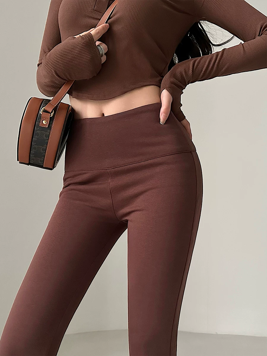 YoungGirlDay Quần ống loe co giãn ôm sát cạp cao phong cách Âu Mỹ giúp chân trông dài hơn, quần thường ngày có viền sờn và thiết kế dài chạm sàn.