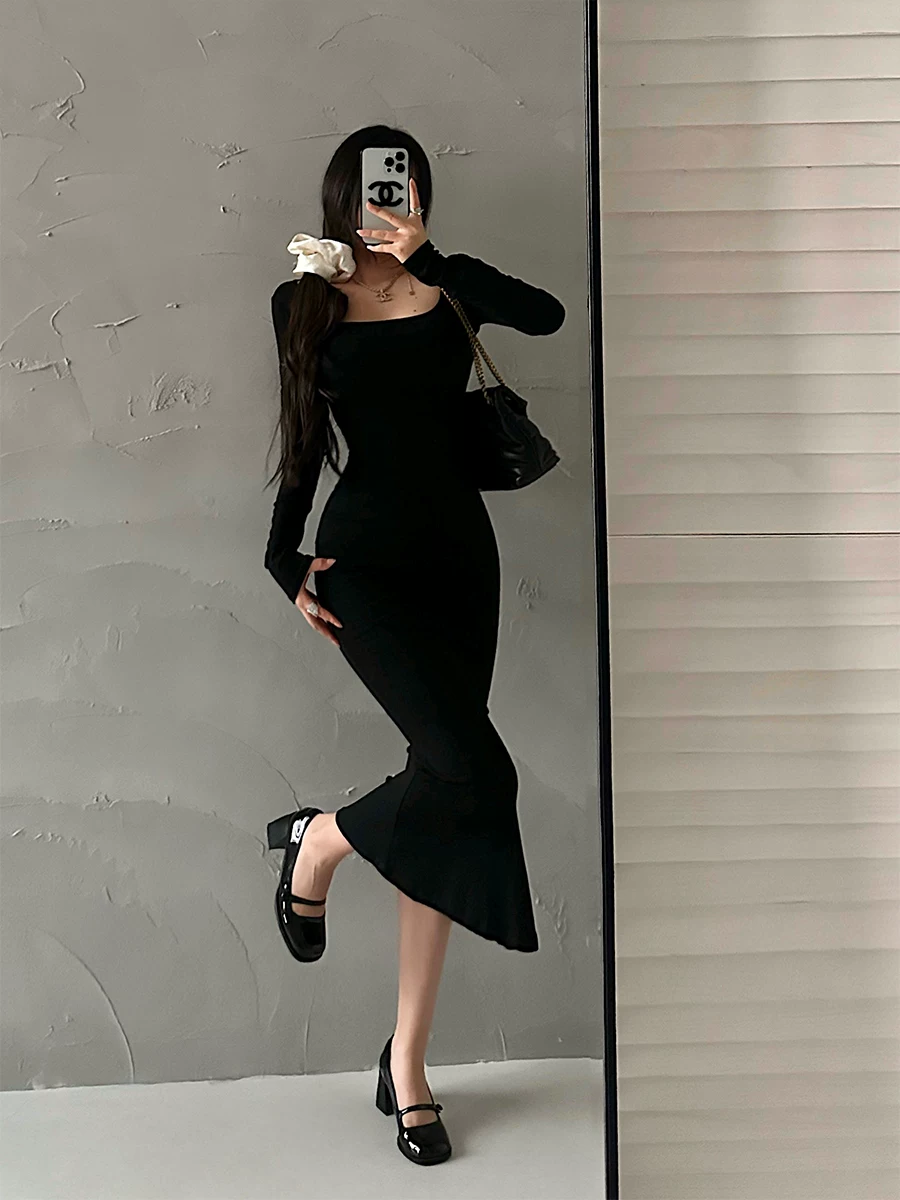 YoungGirlDay phong cách thuần khiết gợi cảm cổ chữ U ôm sát dáng dài tay dài váy đuôi cá váy dài