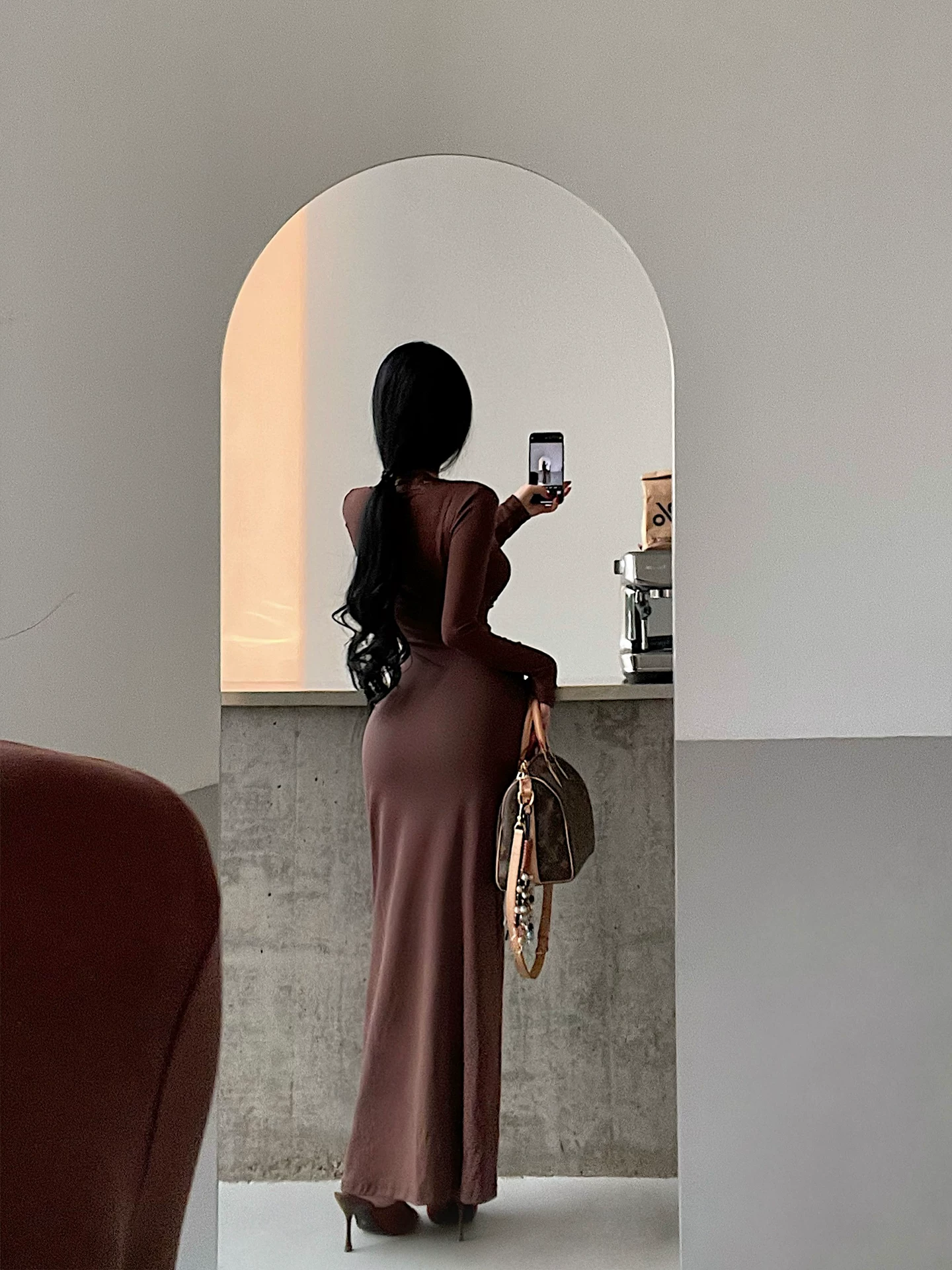 YoungGirlDay Pure Desire Style Váy dài ôm sát cổ chữ V gợi cảm phối ren thắt nút nâng ngực.