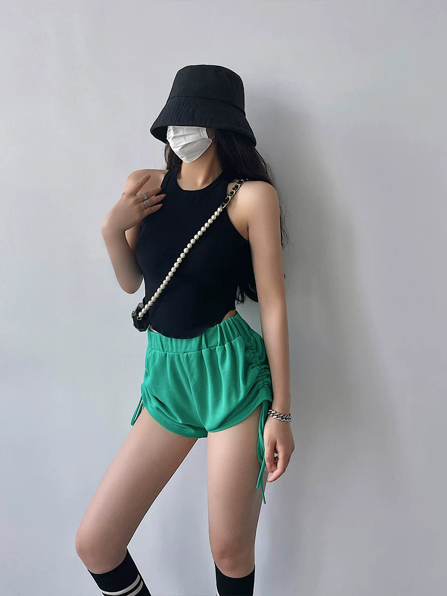 YoungGirlDay gợi cảm bó sát, ôm sát, viền cong, áo crop top ngắn không tay, áo ba lỗ màu trơn