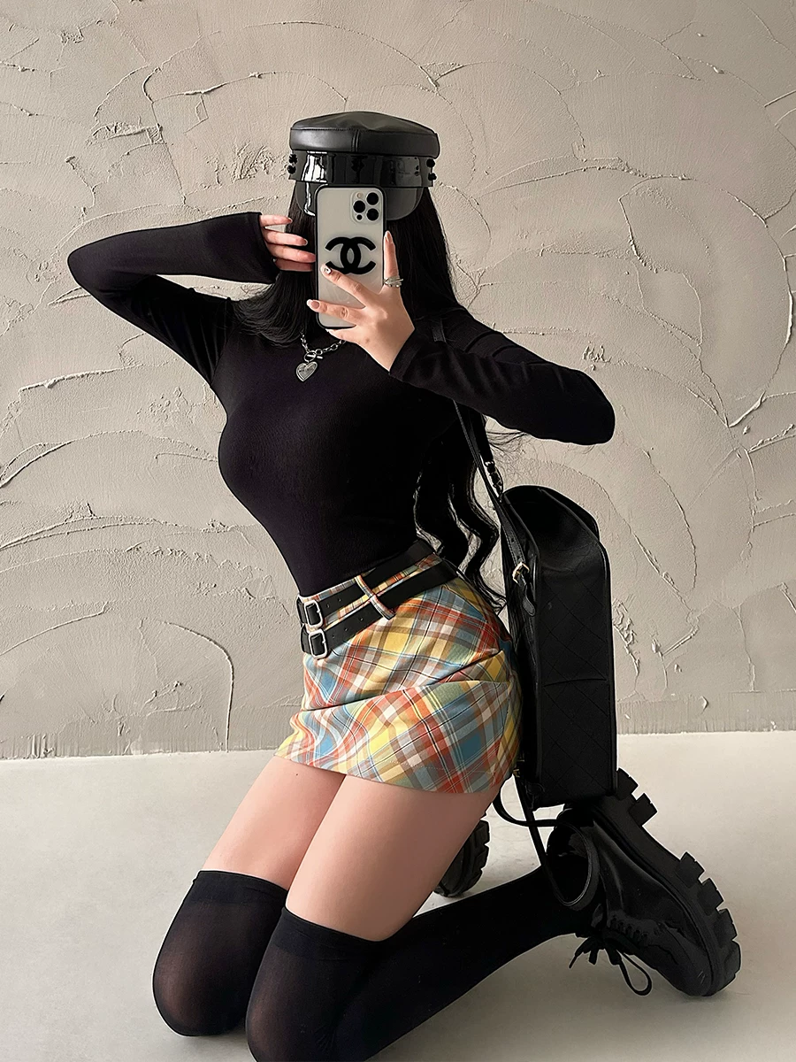 YoungGirlDay retro dopamine váy kẻ sọc cạp cao giảm béo có đai đôi chống lộ váy ngắn ôm hông