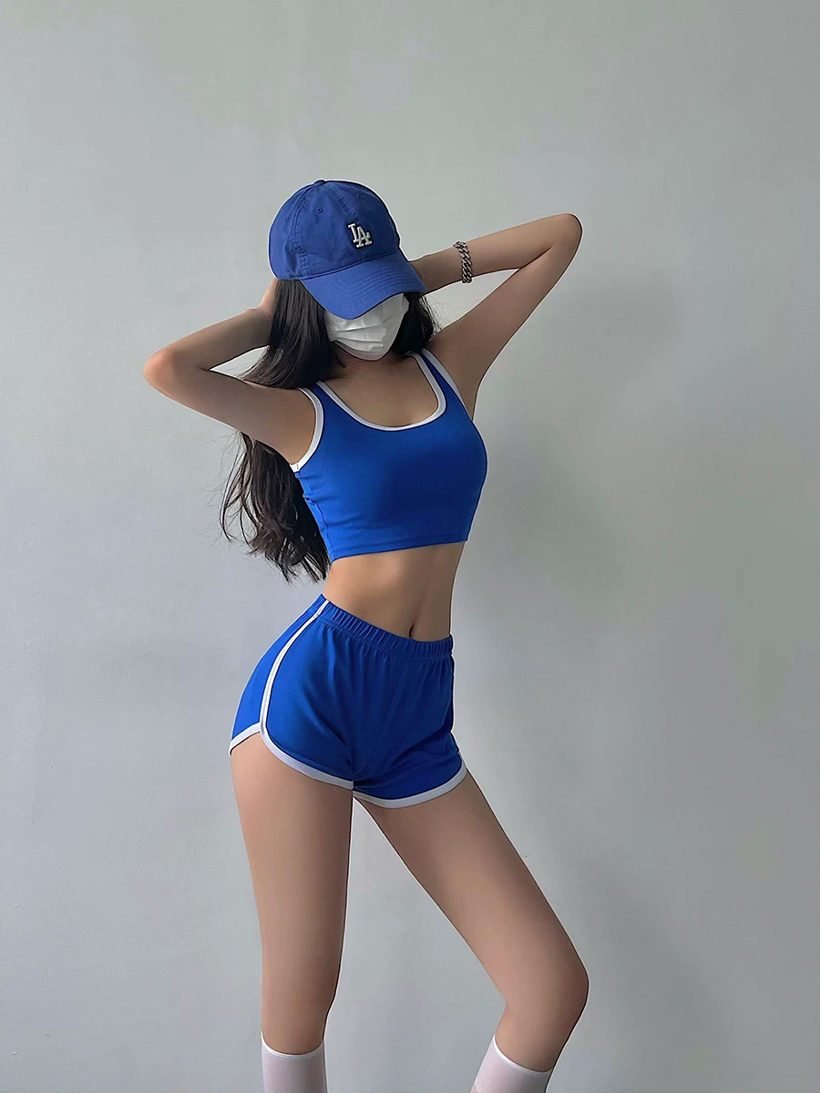 YoungGirlDay Áo crop top ngắn thời trang kiểu Mỹ với quần short màu tương phản và quần short thể thao thông thường