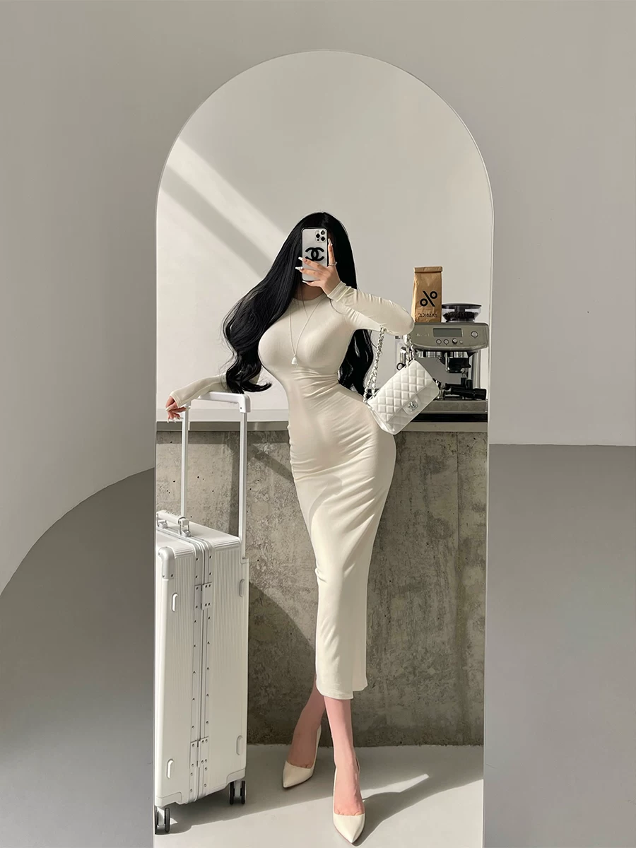 YoungGirlDay Kardashian váy dài tay vừa vặn, ôm sát eo, kiểu dáng cơ bản gợi cảm, ôm sát cơ thể.