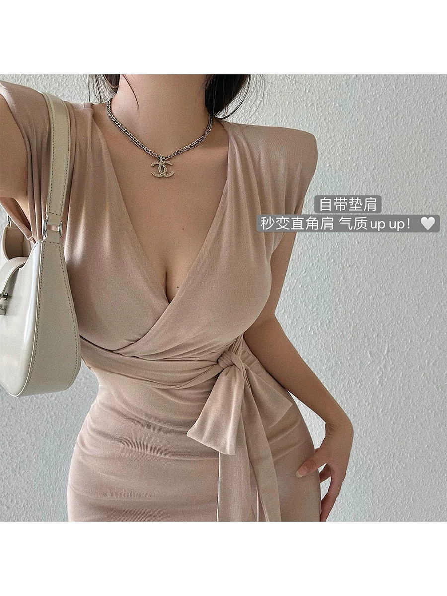 YoungGirlDay váy đuôi cá dài vừa phải, có dây đeo vai gợi cảm, ôm sát eo, có đệm vai, kiểu dáng bodycon