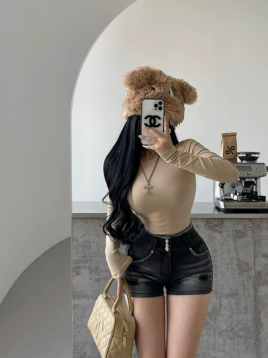 Áo thun dài tay đa năng màu trơn cổ tròn cơ bản của YoungGirlDay Kardashian