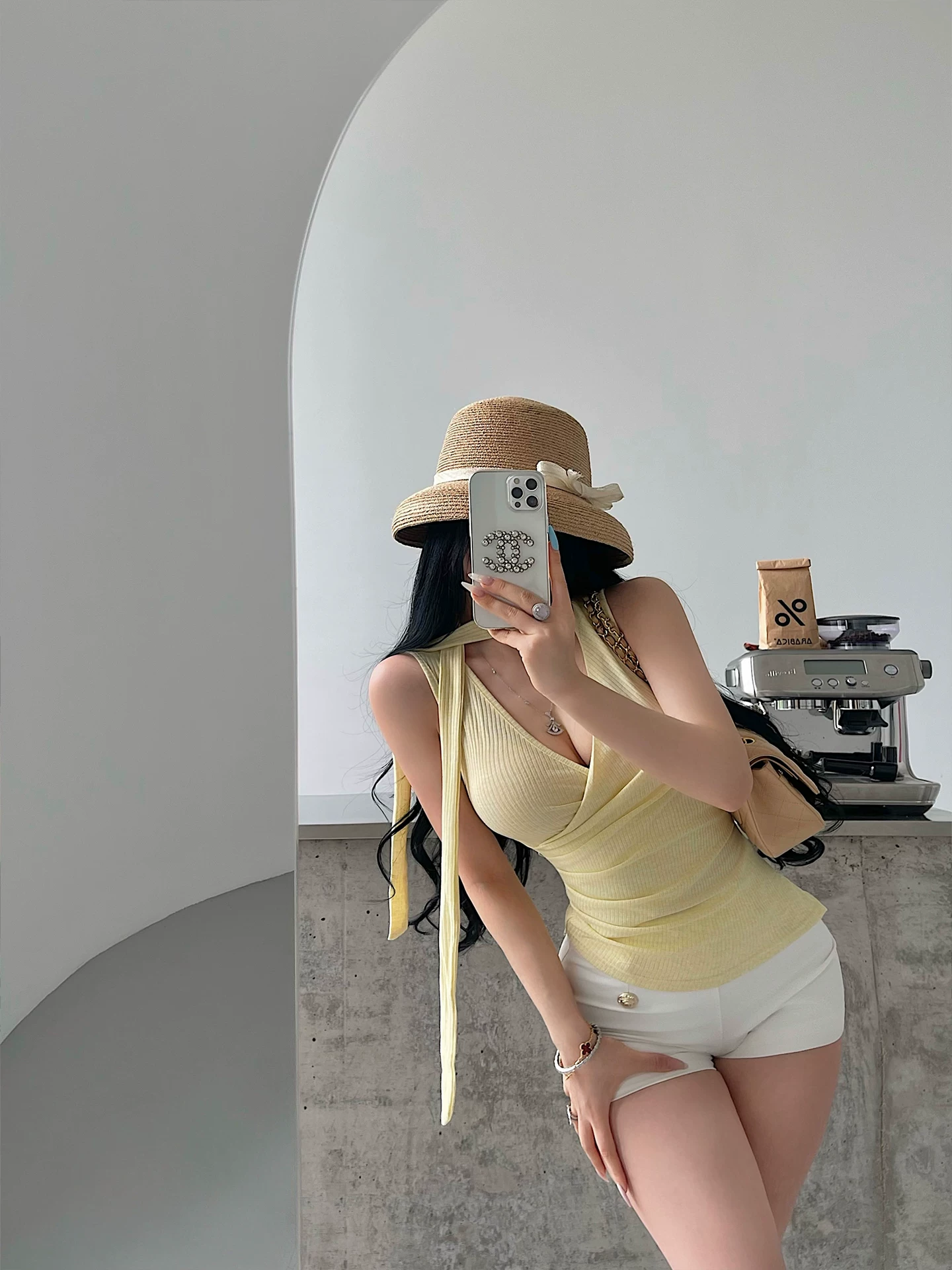 YoungGirlDay Pure Desire Gợi cảm cổ chữ V có dây buộc cổ, dáng ôm vừa vặn, eo xếp nếp, áo vest
